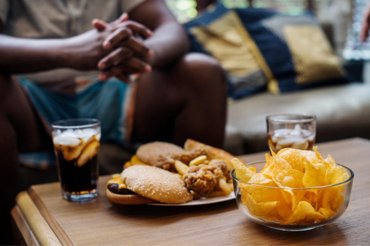 Alimentos não saudáveis: exemplos e motivos para evitá-los